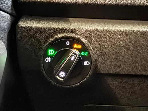 Volkswagen T-Roc - Afbeelding 15 van 30