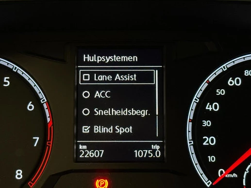 Volkswagen T-Roc - Afbeelding 20 van 30