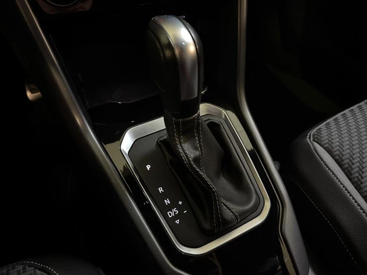 Volkswagen T-Roc - Afbeelding 29 van 30