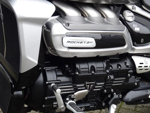 Triumph Rocket 3 - Afbeelding 16 van 18