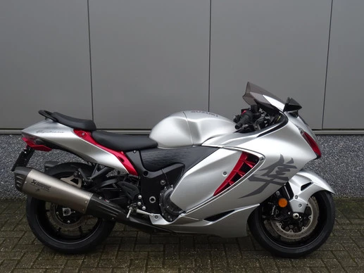Suzuki GSX - Afbeelding 1 van 17