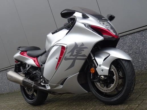 Suzuki GSX - Afbeelding 2 van 17