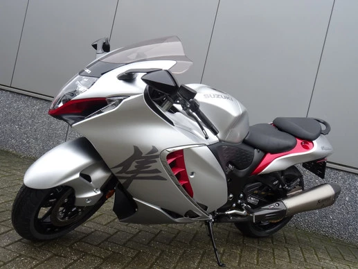 Suzuki GSX - Afbeelding 13 van 17