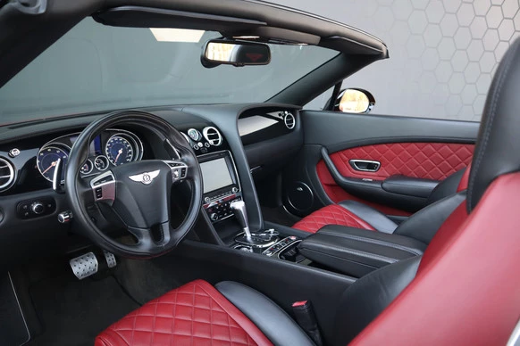 Bentley Continental GT - Afbeelding 3 van 29