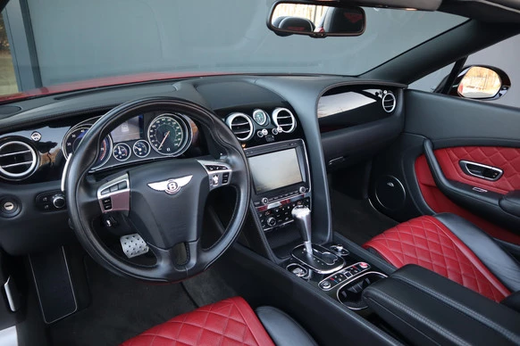 Bentley Continental GT - Afbeelding 17 van 29