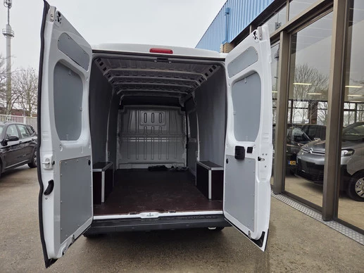 Peugeot e-Boxer - Afbeelding 19 van 30