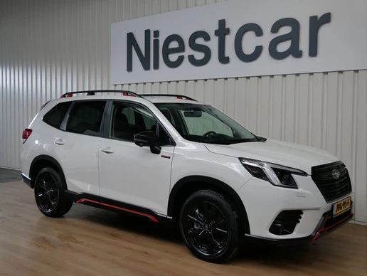 Subaru Forester - Afbeelding 1 van 30