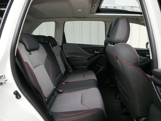 Subaru Forester - Afbeelding 14 van 30