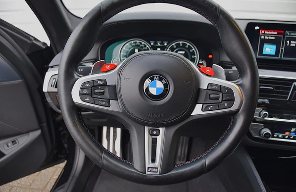 BMW M5 - Afbeelding 28 van 30