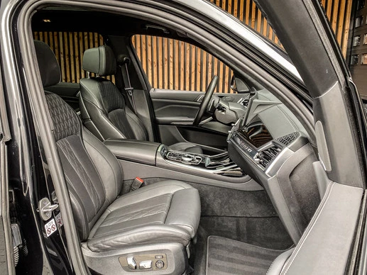 BMW X7 - Afbeelding 14 van 30