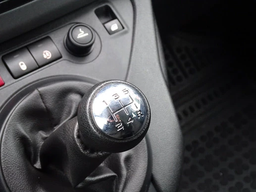 Peugeot Partner - Afbeelding 22 van 25