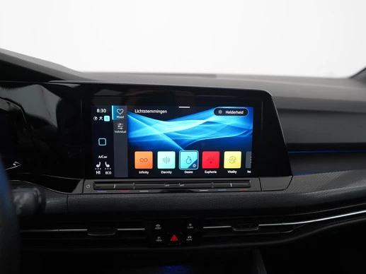 Volkswagen Golf - Afbeelding 21 van 30