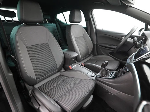 Opel Astra - Afbeelding 24 van 30