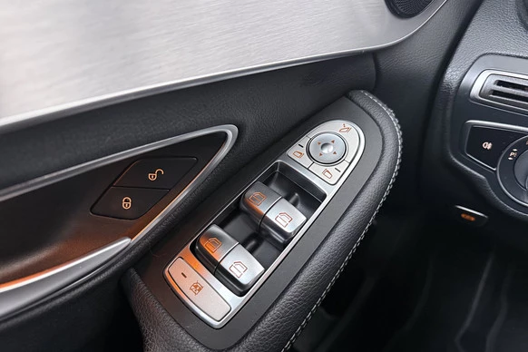Mercedes-Benz C-Klasse - Afbeelding 17 van 29