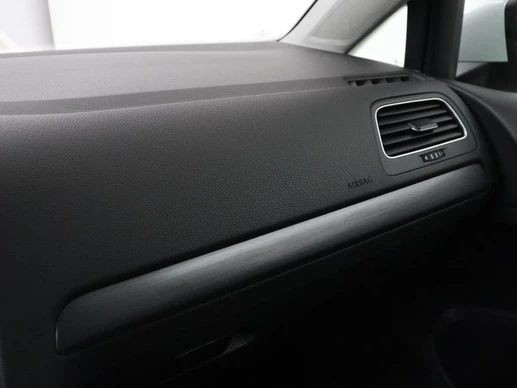 Volkswagen e-Golf - Afbeelding 28 van 30