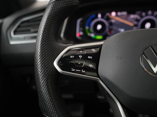 Volkswagen Tiguan - Afbeelding 8 van 30