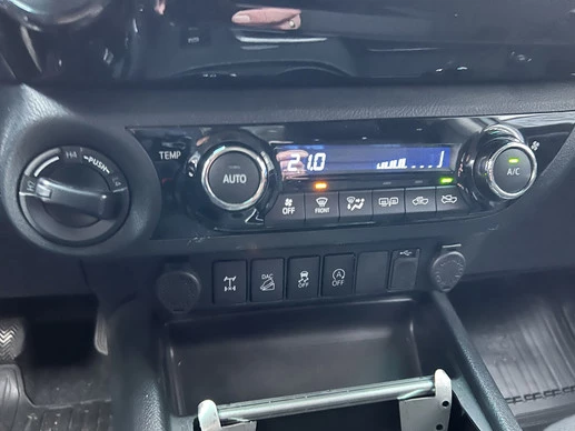 Toyota Hilux - Afbeelding 9 van 30