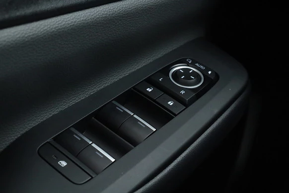 Toyota Prius - Afbeelding 8 van 30