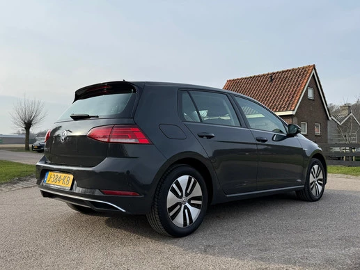 Volkswagen e-Golf - Afbeelding 25 van 28