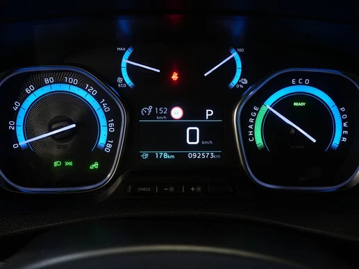 Peugeot e-Expert - Afbeelding 23 van 30