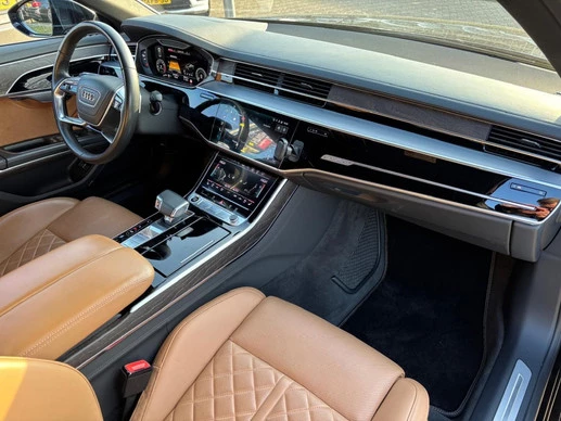 Audi A8 - Afbeelding 9 van 23