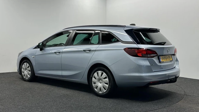 Opel Astra - Afbeelding 10 van 30