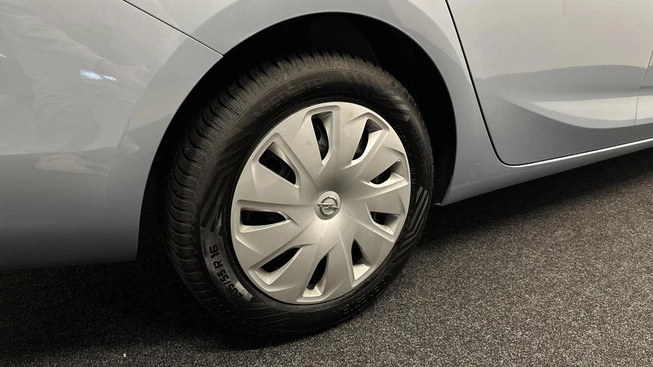 Opel Astra - Afbeelding 16 van 30