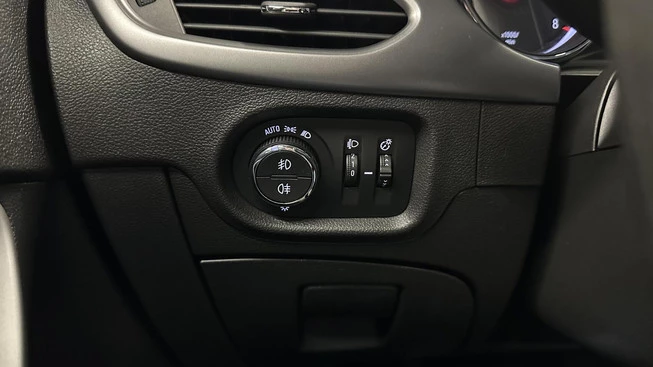 Opel Astra - Afbeelding 27 van 30