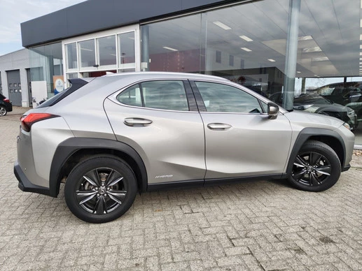 Lexus UX - Afbeelding 4 van 30