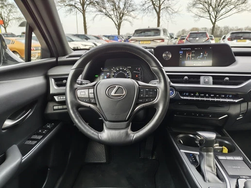 Lexus UX - Afbeelding 8 van 30