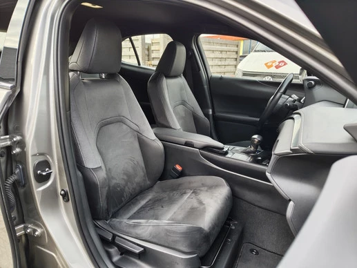 Lexus UX - Afbeelding 29 van 30