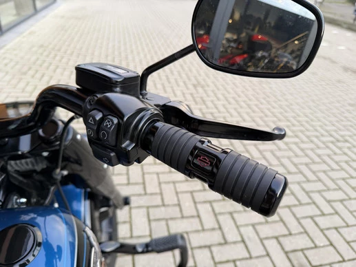 Harley-Davidson Fat Boy - Afbeelding 11 van 20