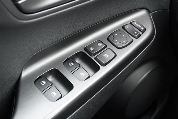 Hyundai Kona - Afbeelding 27 van 30