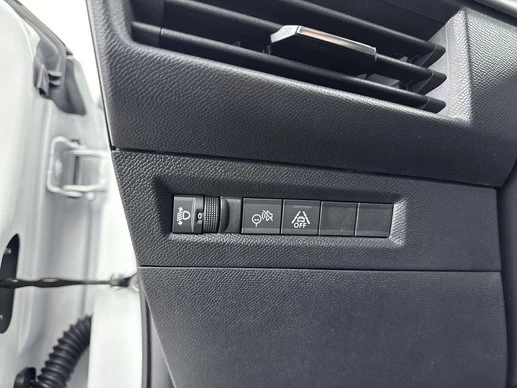 Opel Frontera - Afbeelding 28 van 29