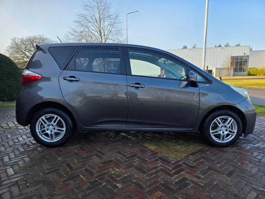 Toyota Verso-S - Afbeelding 13 van 30