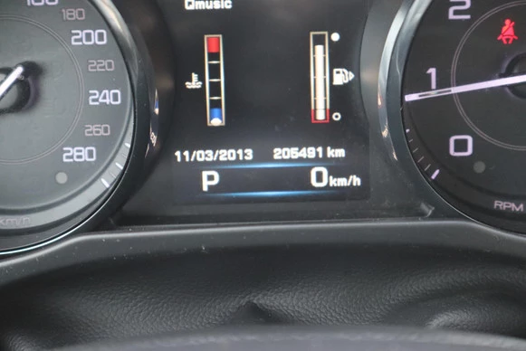 Jaguar XE - Afbeelding 23 van 30