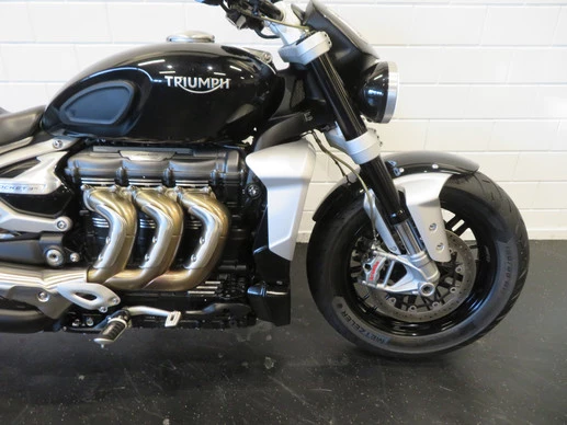 Triumph Rocket 3 - Afbeelding 9 van 11