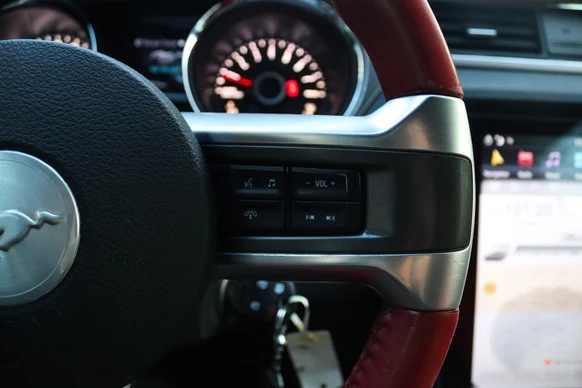 Ford Mustang - Afbeelding 18 van 23