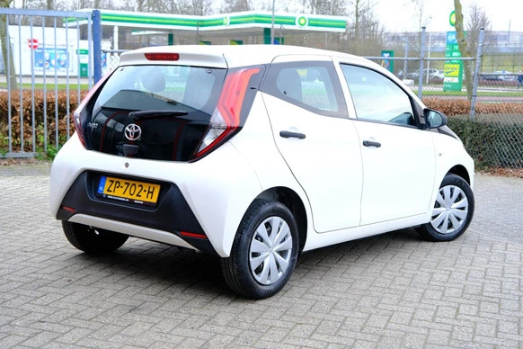 Toyota Aygo - Afbeelding 3 van 24