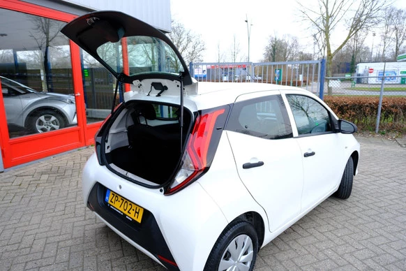 Toyota Aygo - Afbeelding 9 van 24