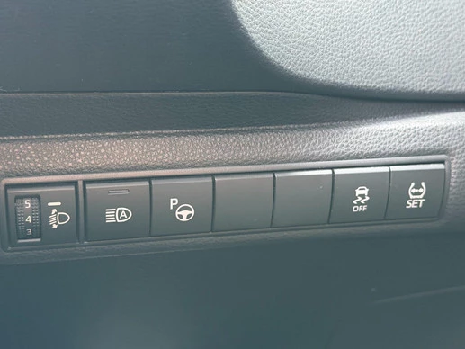 Toyota Corolla - Afbeelding 18 van 30