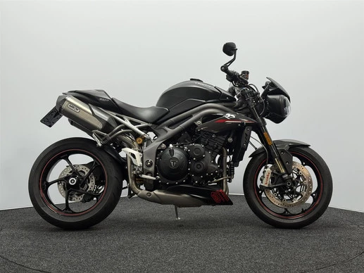 Triumph Speed Triple - Afbeelding 1 van 18