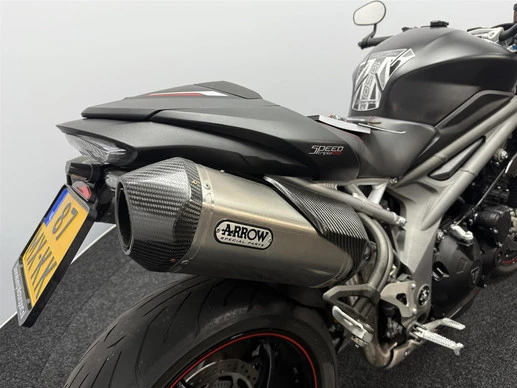 Triumph Speed Triple - Afbeelding 18 van 18