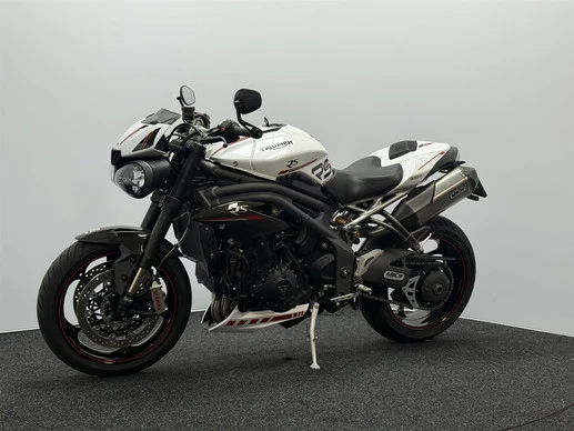 Triumph Speed Triple - Afbeelding 8 van 17