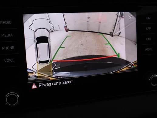 Škoda Karoq - Afbeelding 18 van 30