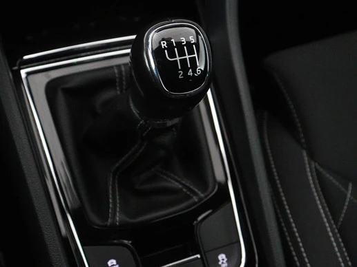 Škoda Karoq - Afbeelding 23 van 30