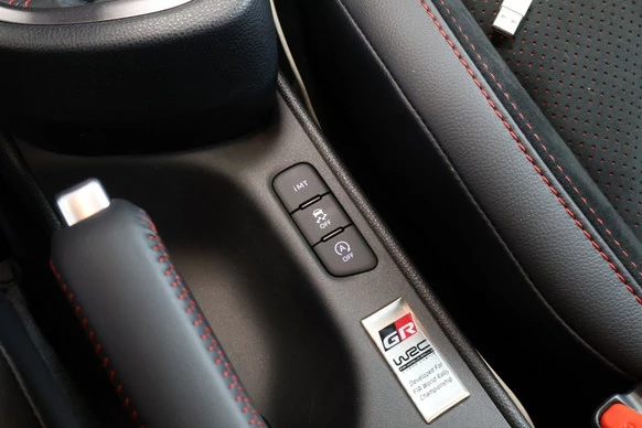 Toyota Yaris - Afbeelding 18 van 24