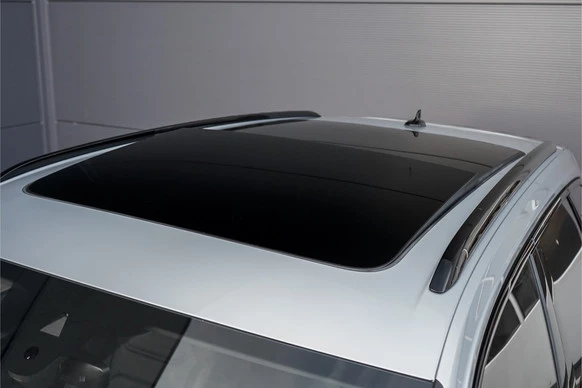 Volkswagen Touareg - Afbeelding 17 van 30