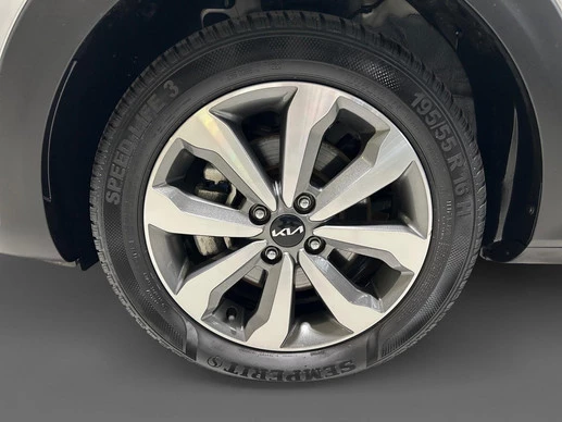 Kia Stonic - Afbeelding 8 van 28