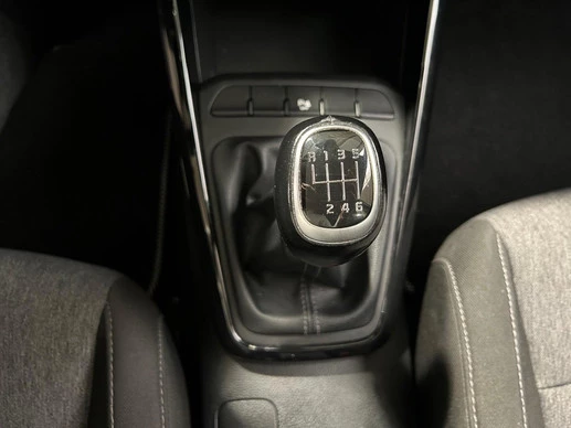 Kia Stonic - Afbeelding 22 van 28